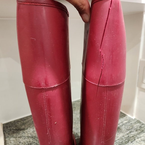 RED GUCCI RAIN BOOTS - Picture 12 of 12